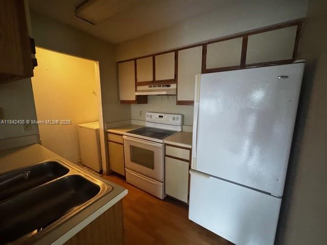 ROYAL POINCIANA CONDO - Residential