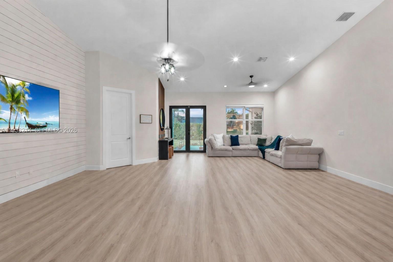 The Acreage - Residential