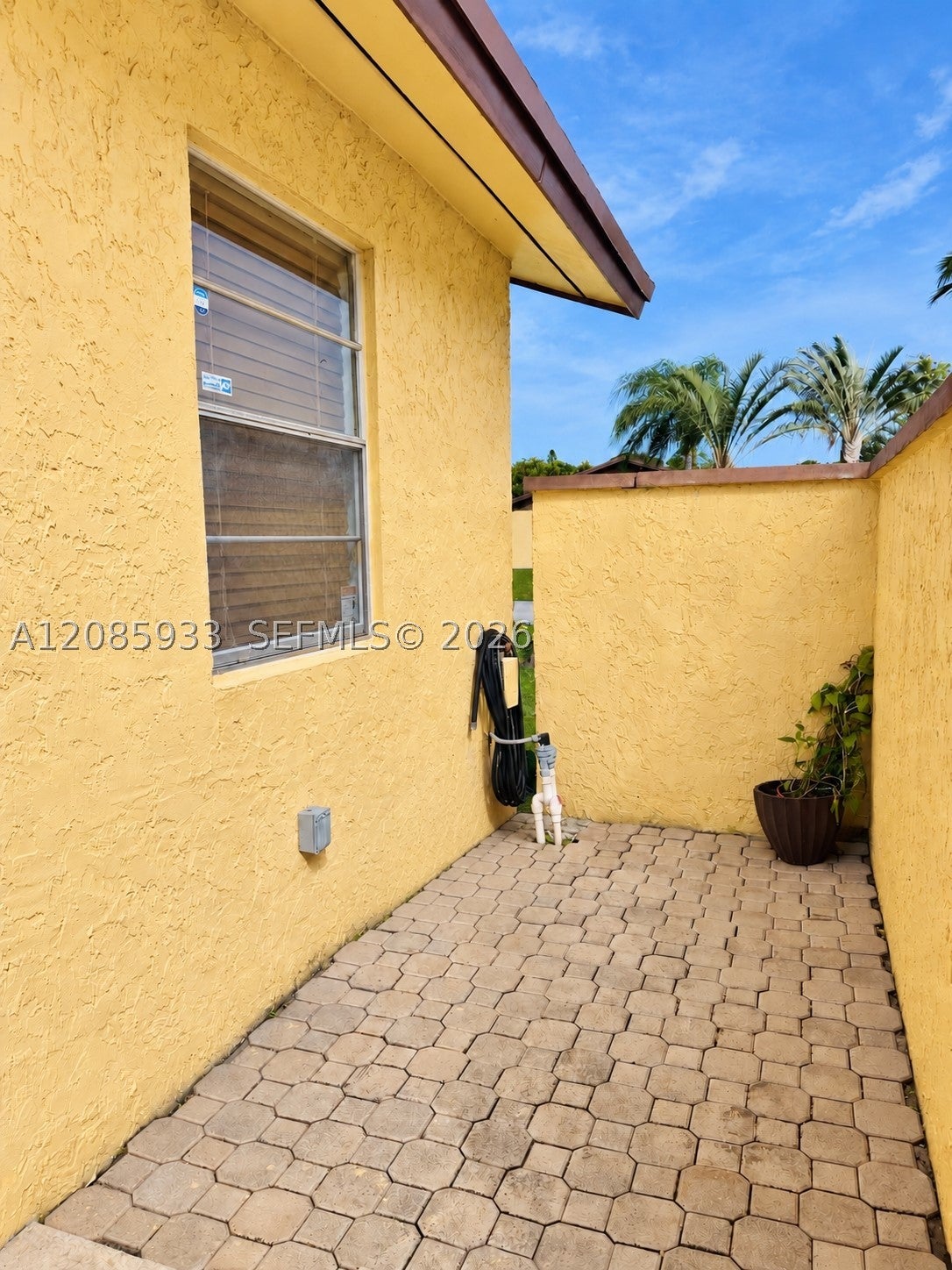 401 NW 43rd St