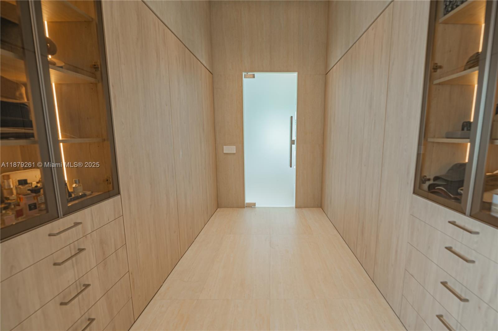 BANYAN OAKRIDGE PLAT - Residential