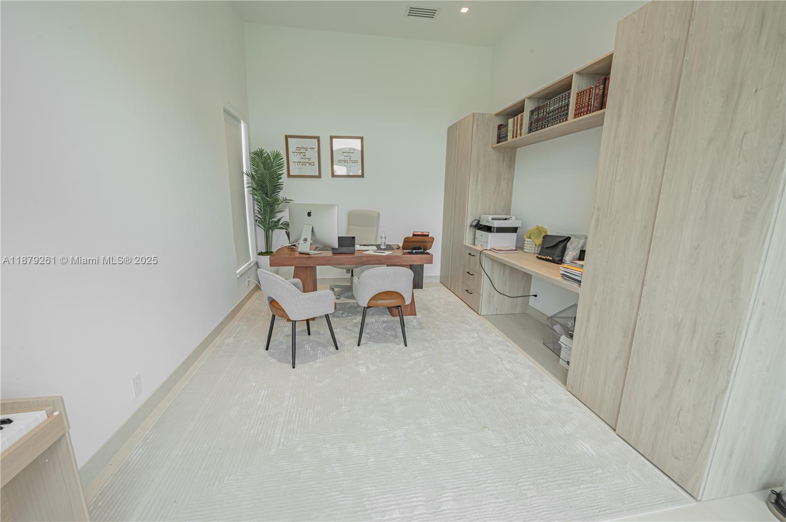 BANYAN OAKRIDGE PLAT - Residential