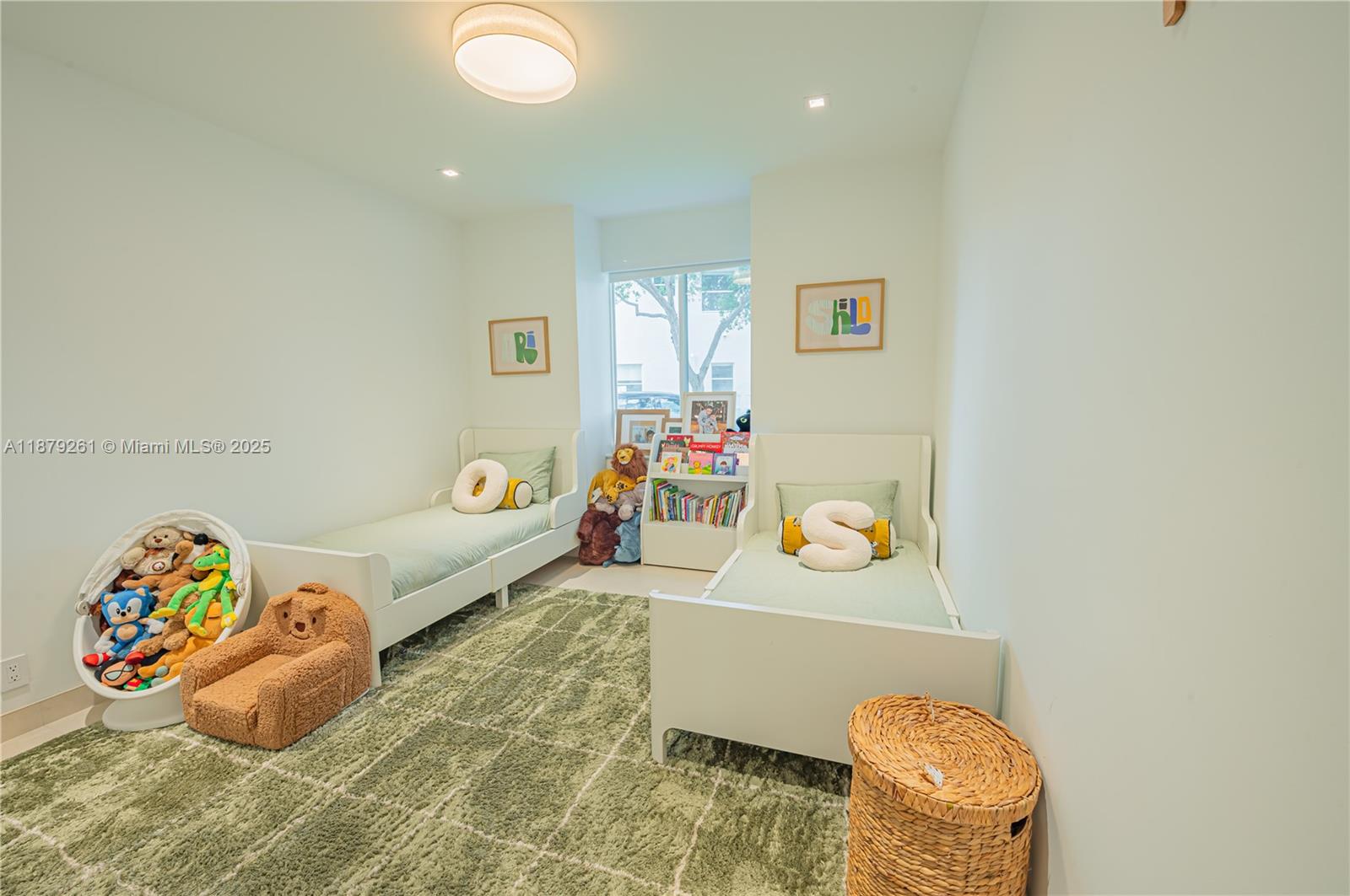 BANYAN OAKRIDGE PLAT - Residential