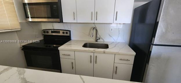 BISCAYNE HEIGHTS - Residential Lease