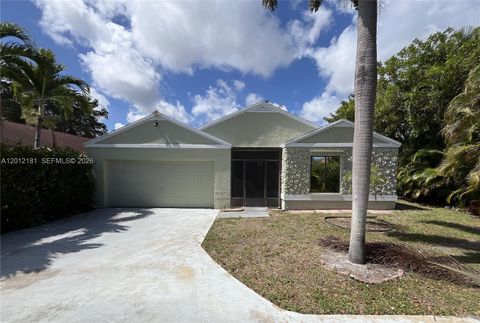 Photo of 9 Beckley Pl, Boynton Beach, FL 33426 (MLS # A12012181)