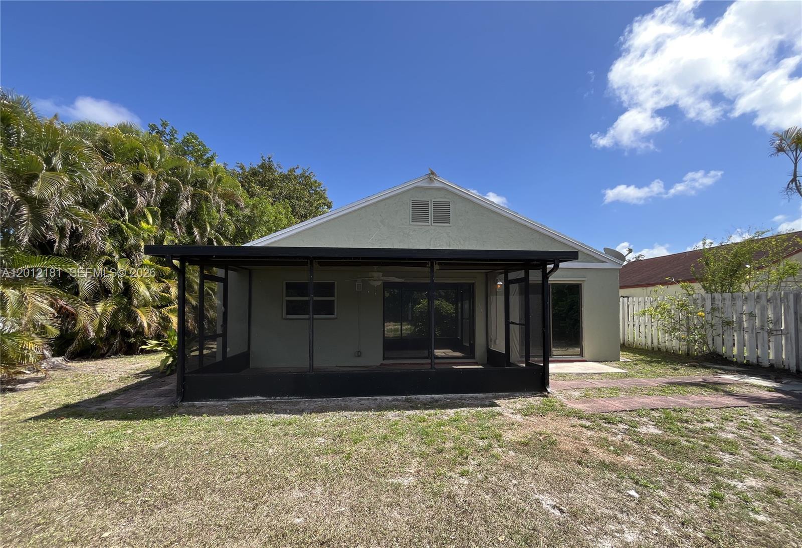 BOYNTON LAKES 4 - Residential