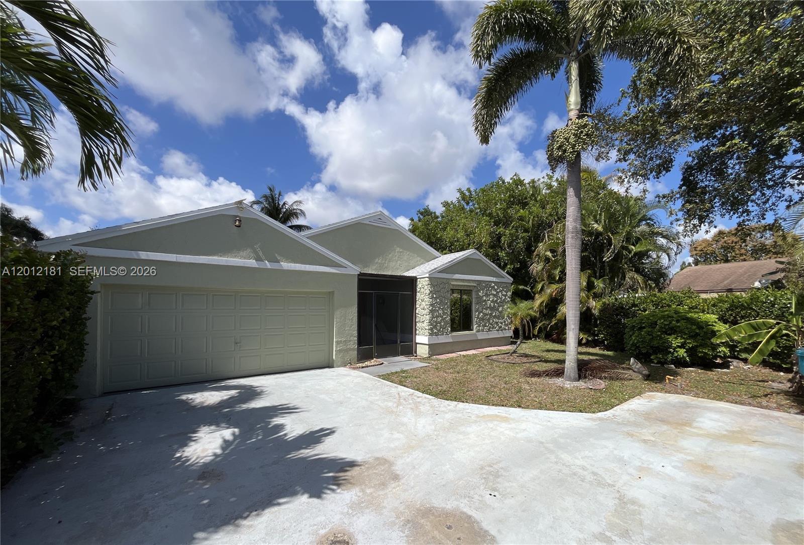 BOYNTON LAKES 4 - Residential