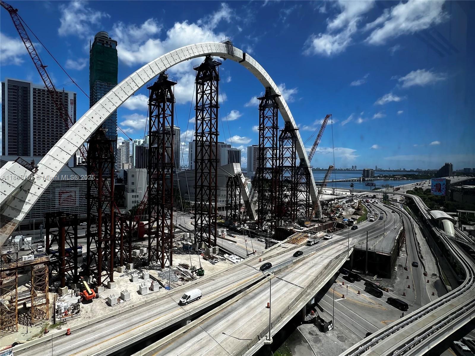 MARQUIS CONDO - Residential