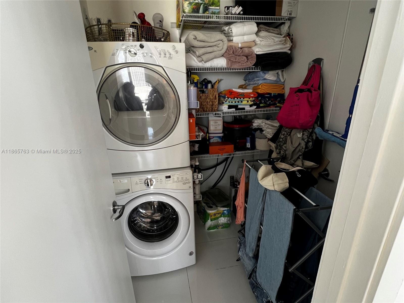 MARQUIS CONDO - Residential