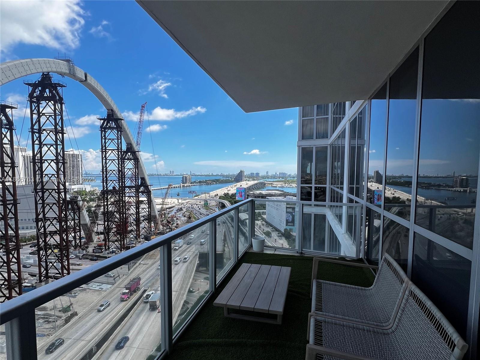 MARQUIS CONDO - Residential