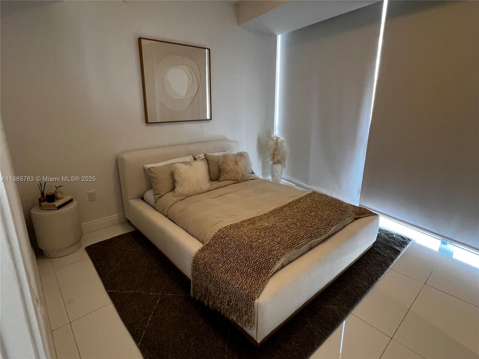 MARQUIS CONDO - Residential