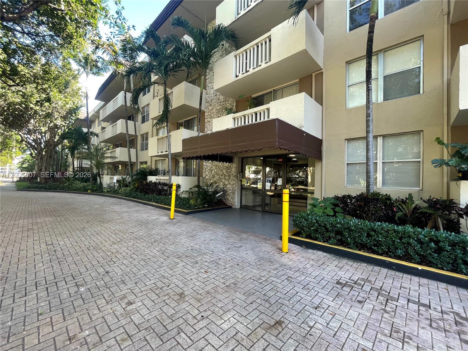 BAYVIEW PALMS CONDO - Residential