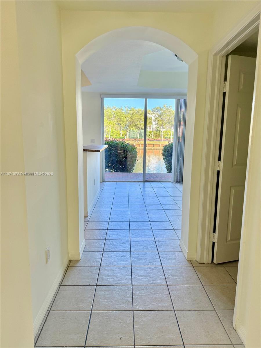 VILLAS AT HARBOR ISLES CO - Residential