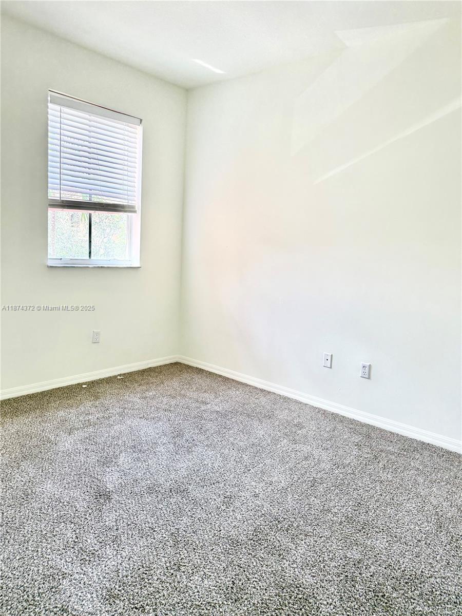 VILLAS AT HARBOR ISLES CO - Residential