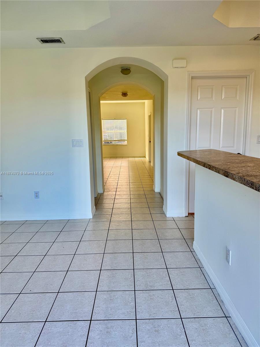 VILLAS AT HARBOR ISLES CO - Residential