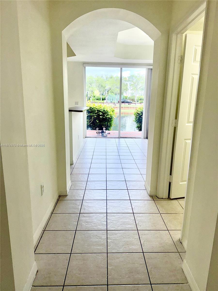 VILLAS AT HARBOR ISLES CO - Residential