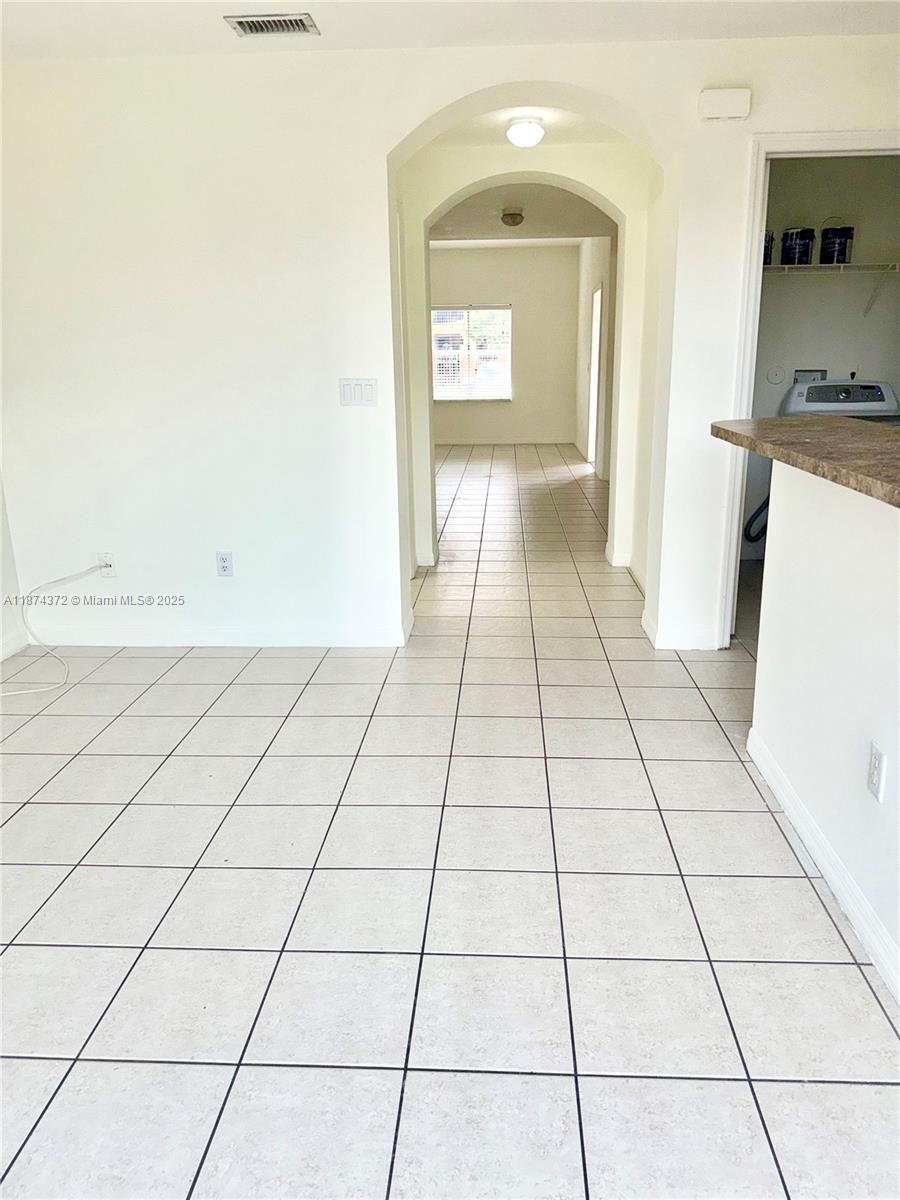 VILLAS AT HARBOR ISLES CO - Residential