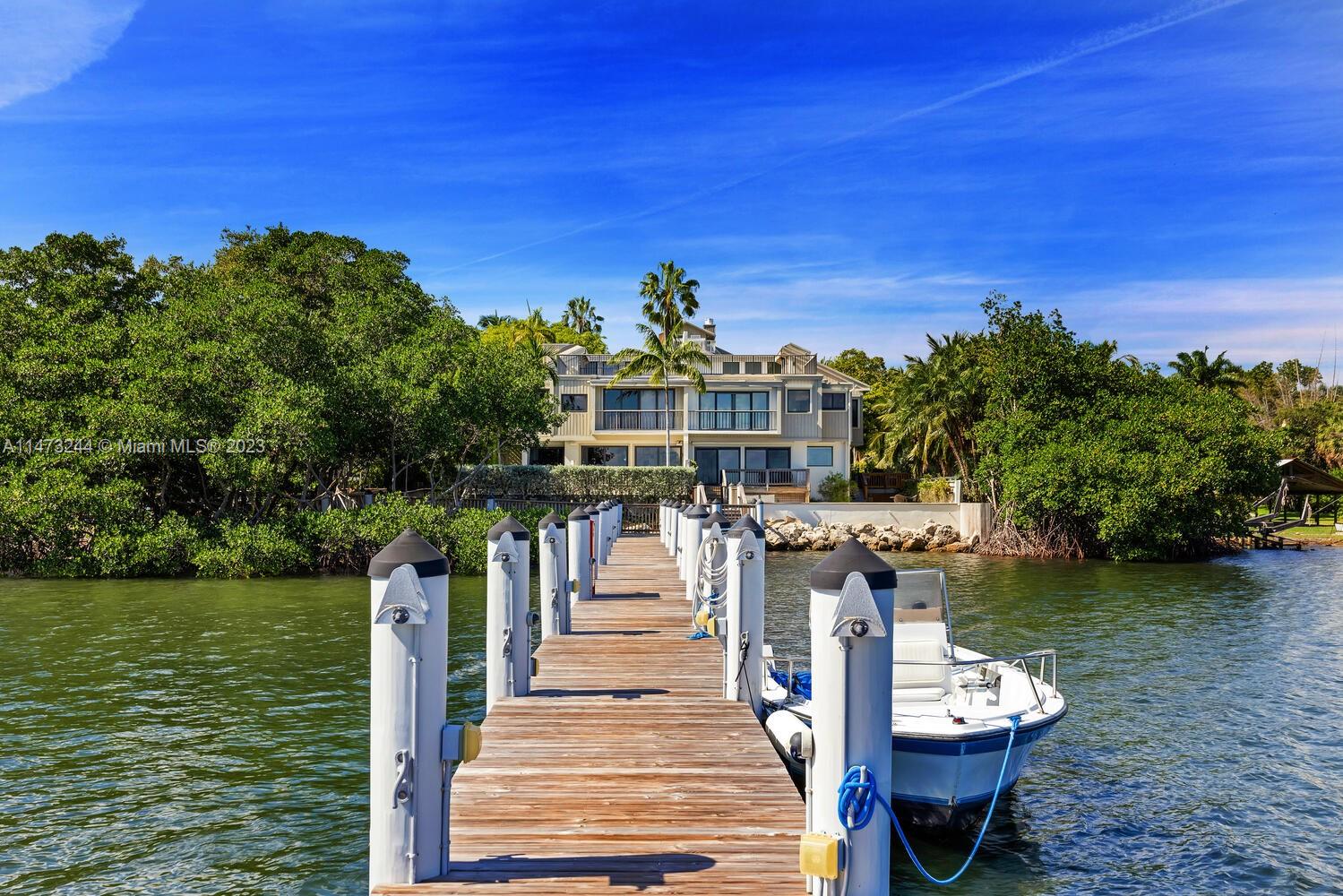 ABITARE CONDO - Residential