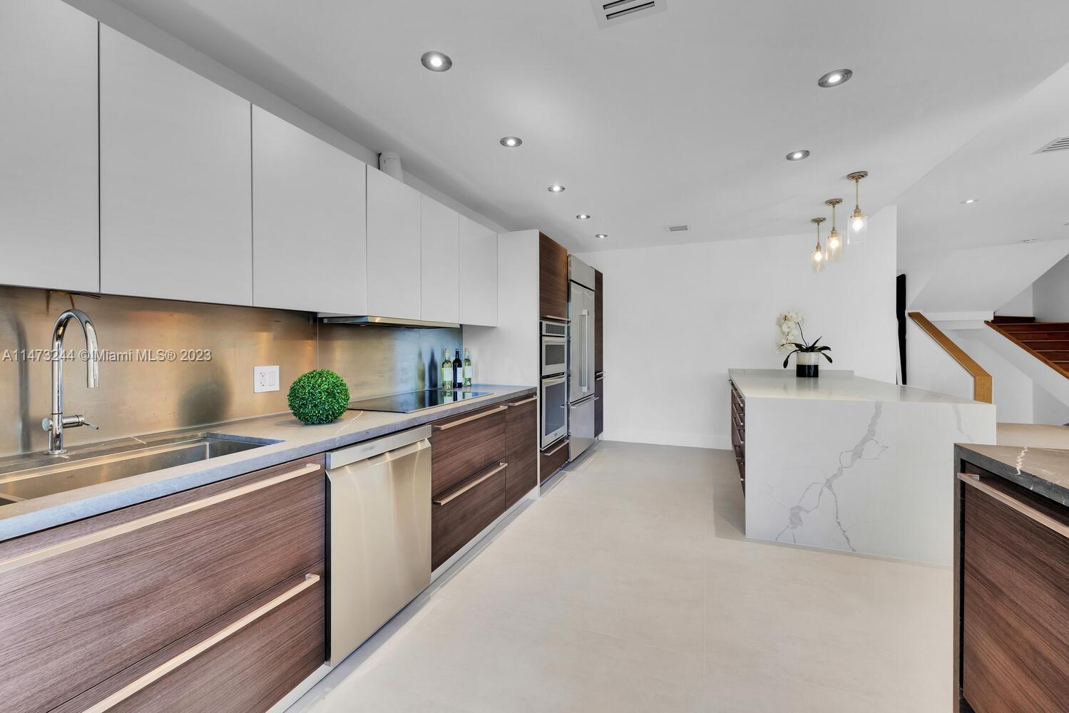 ABITARE CONDO - Residential