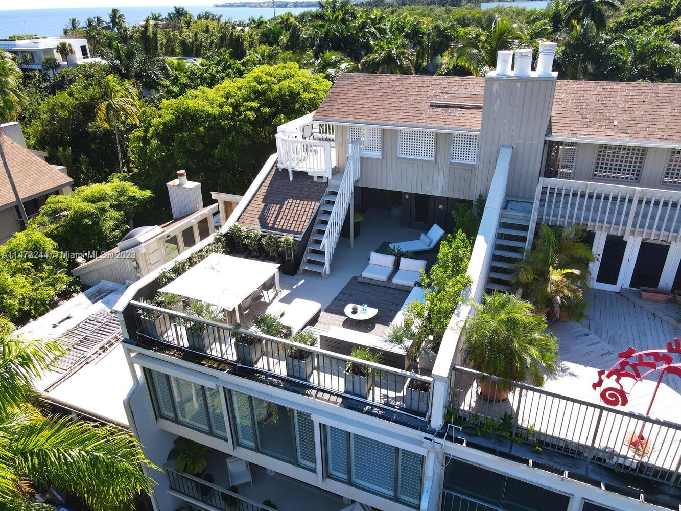 ABITARE CONDO - Residential