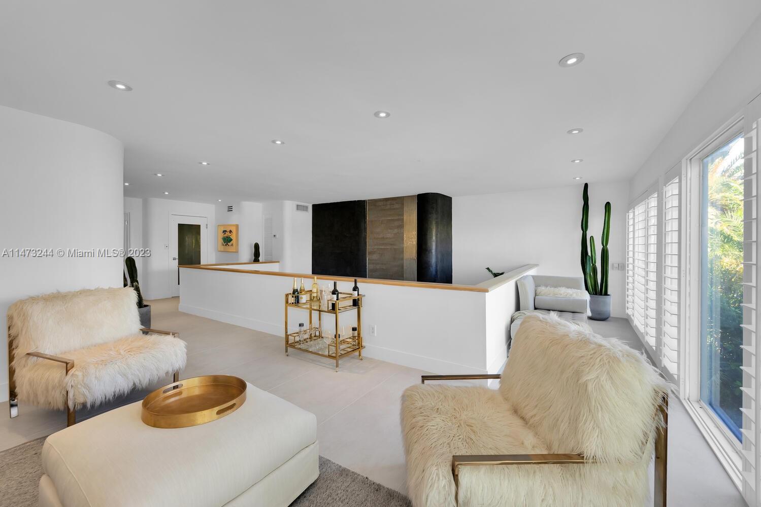 ABITARE CONDO - Residential