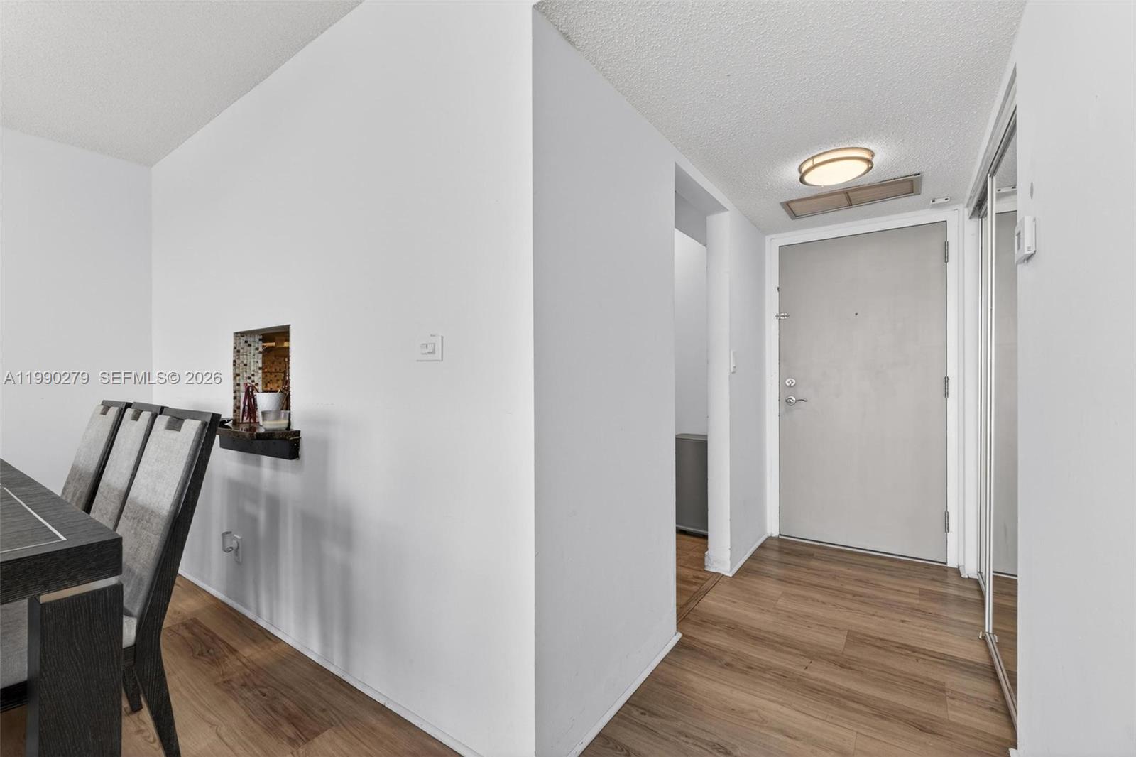 BAYVIEW TOWERS CONDO SOUT - Residential