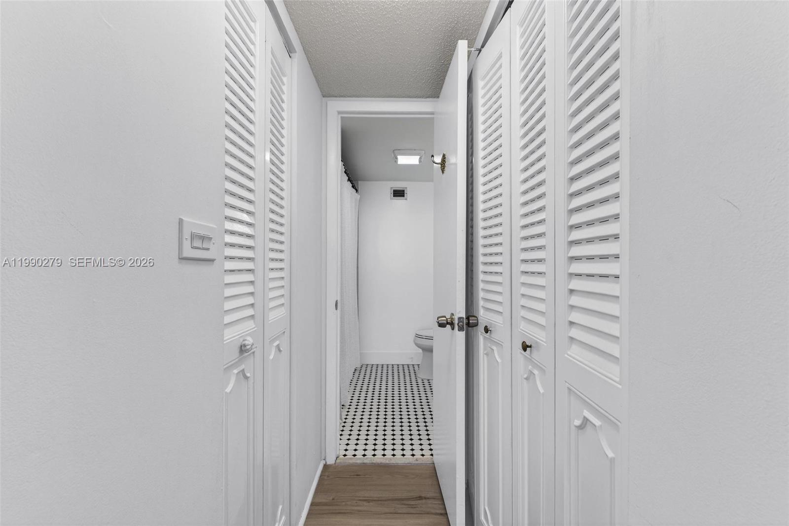 BAYVIEW TOWERS CONDO SOUT - Residential