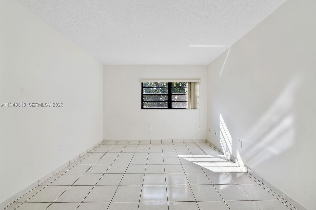 WESTCHESTER POINT CONDO - Residential