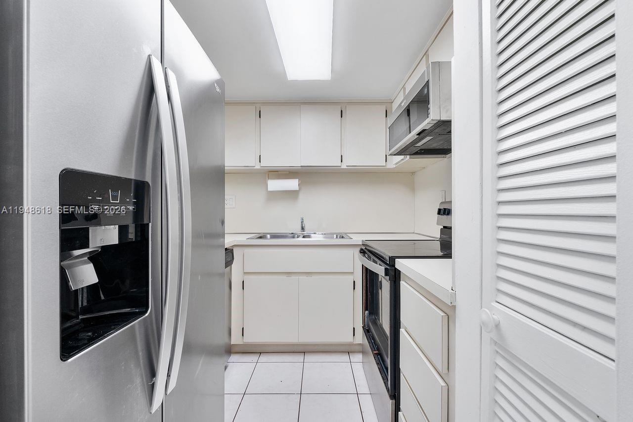 WESTCHESTER POINT CONDO - Residential