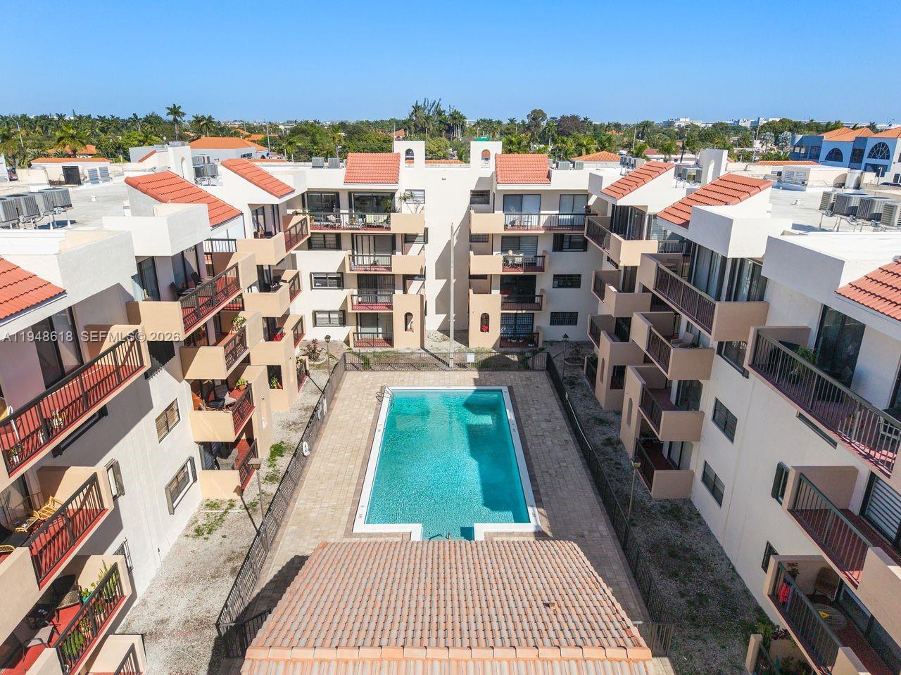 WESTCHESTER POINT CONDO - Residential