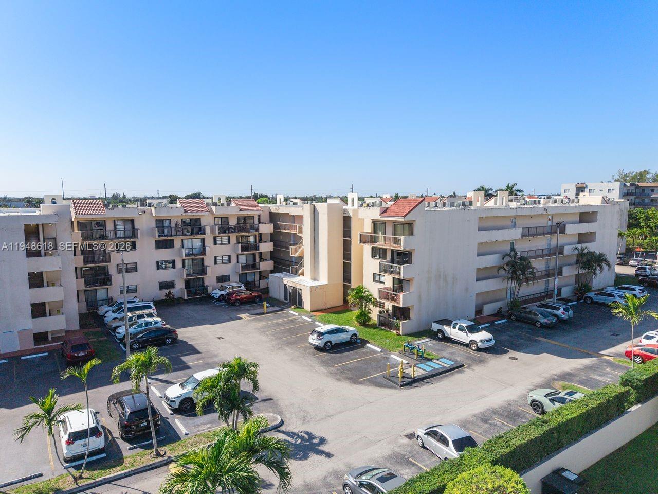 WESTCHESTER POINT CONDO - Residential