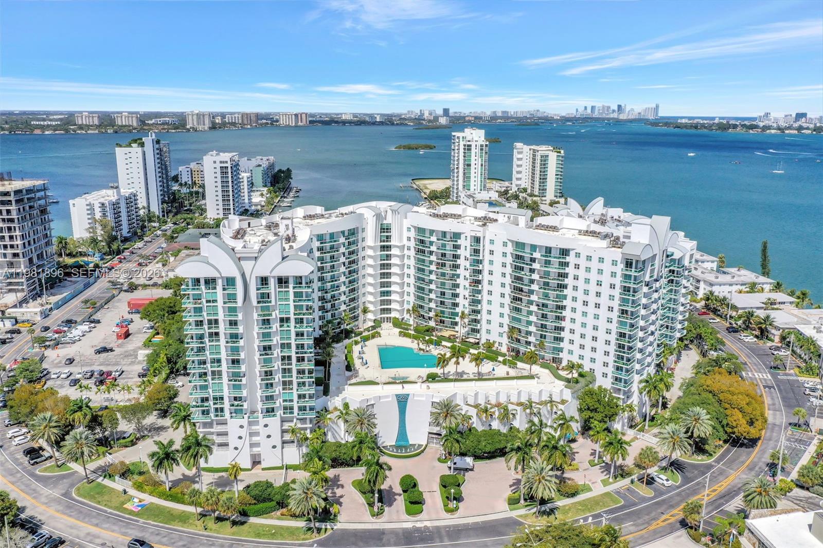 360 CONDO A - Residential