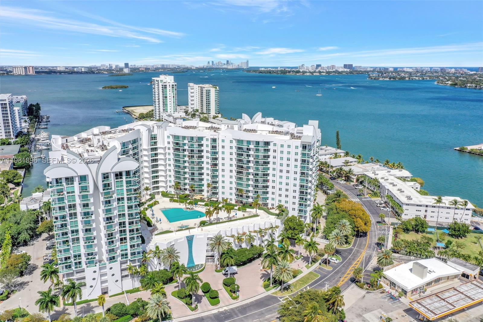 360 CONDO A - Residential