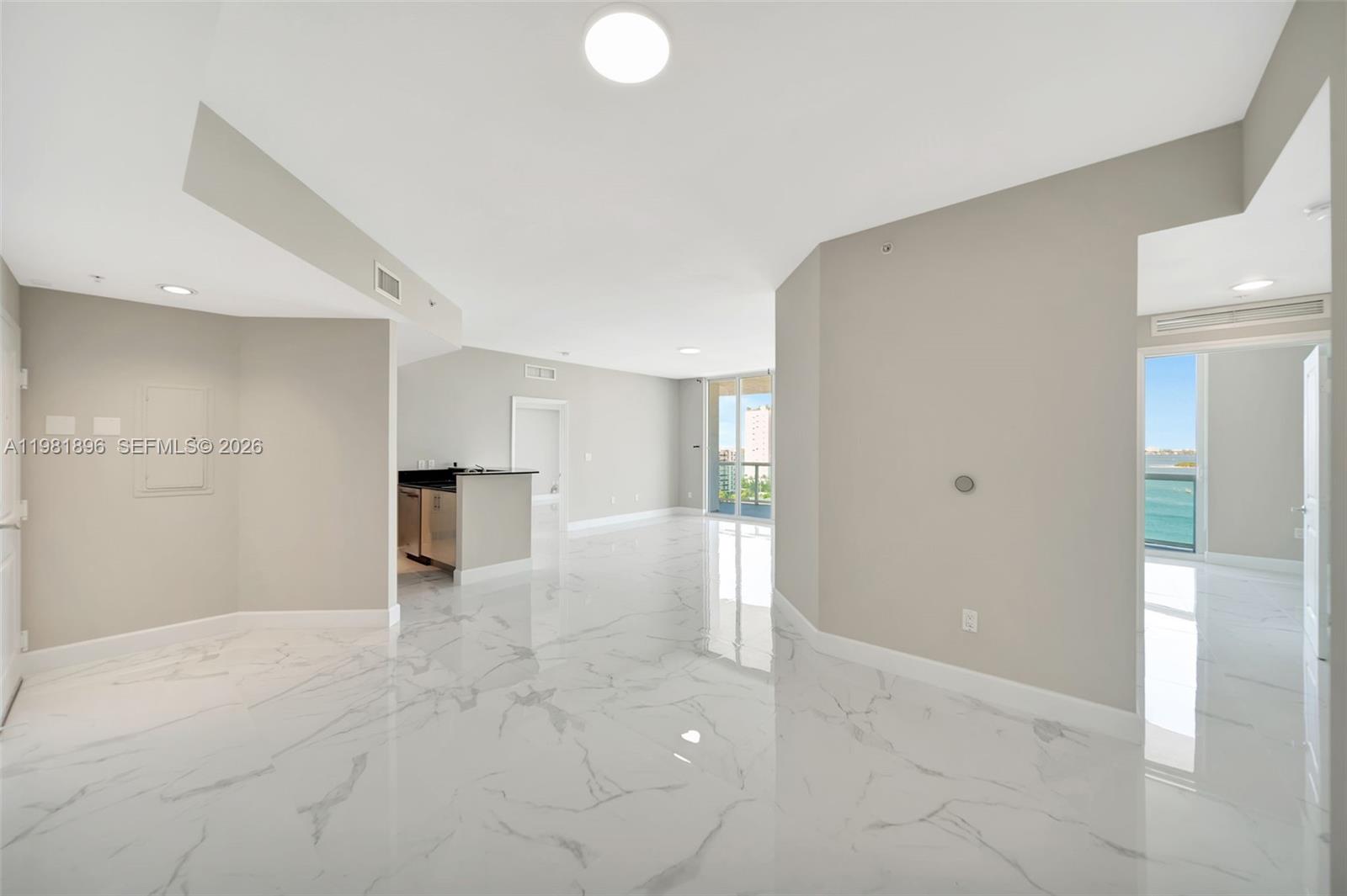 360 CONDO A - Residential