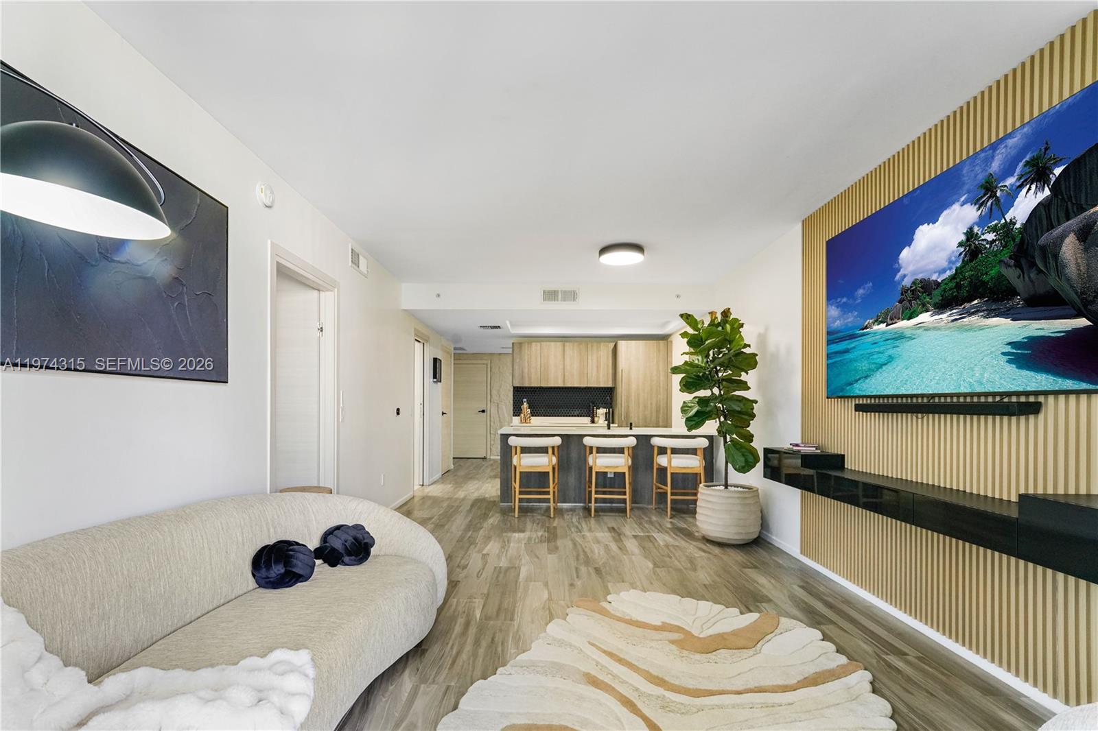 801 SMA RESIDENCES CONDO - Residential