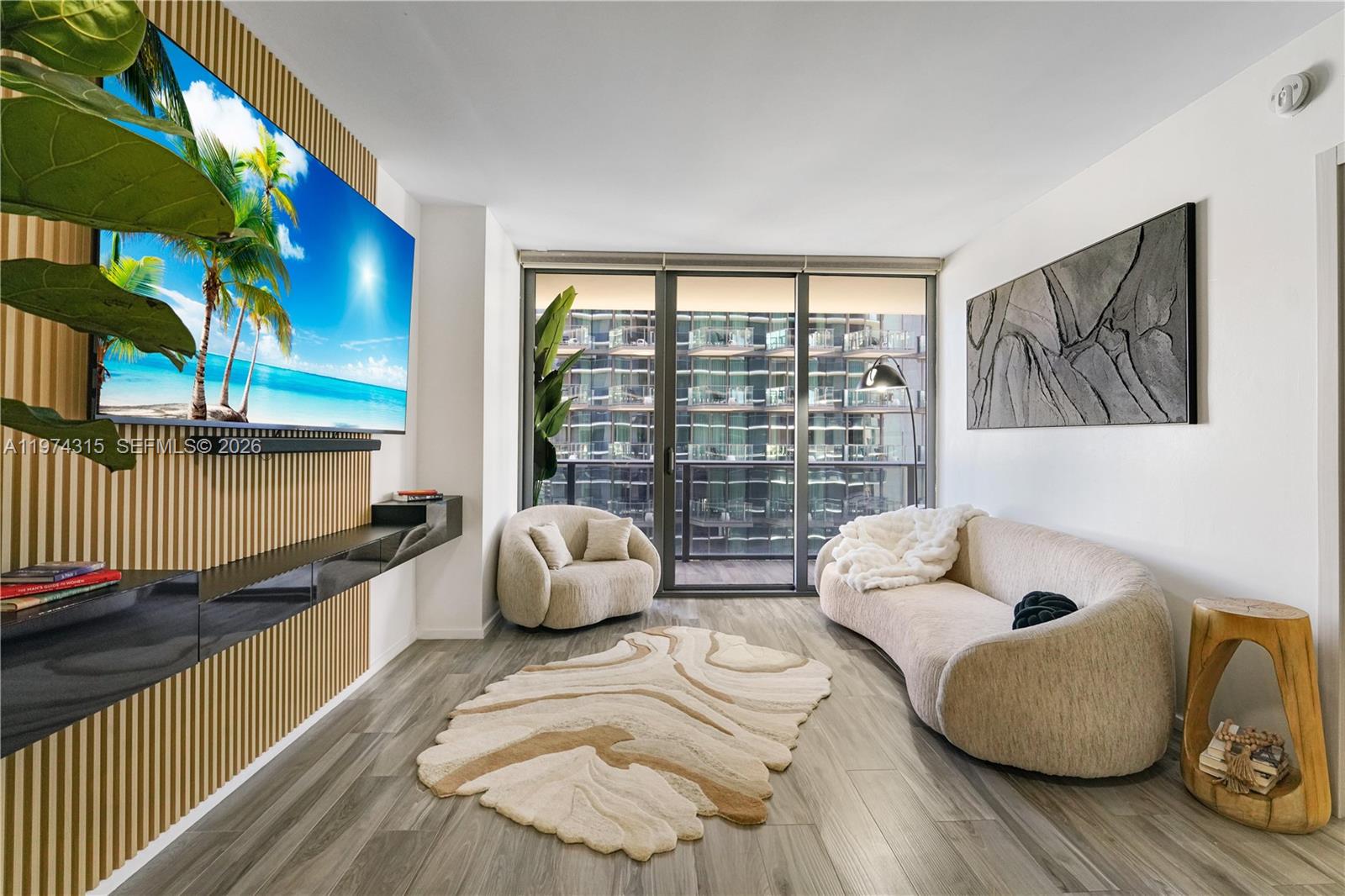 801 SMA RESIDENCES CONDO - Residential