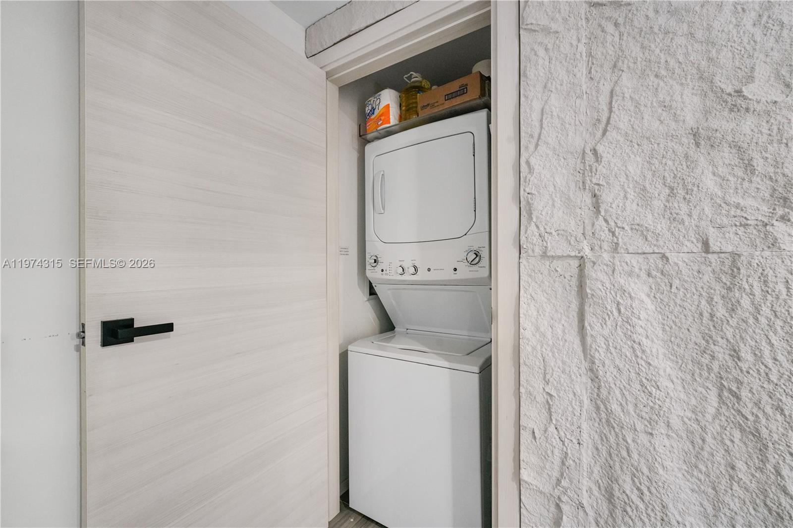 801 SMA RESIDENCES CONDO - Residential