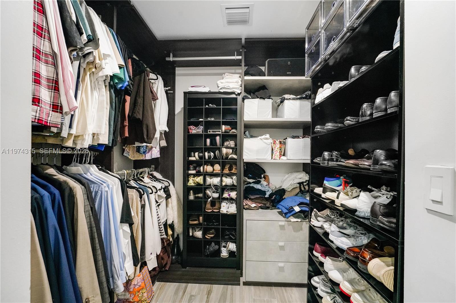 801 SMA RESIDENCES CONDO - Residential