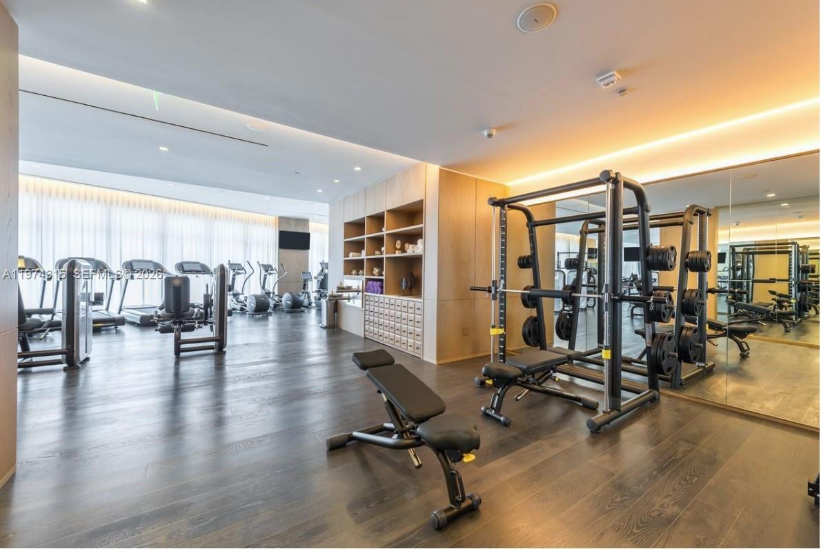 801 SMA RESIDENCES CONDO - Residential