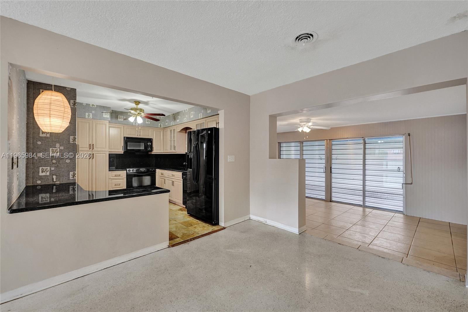 HOLLYWOOD HEIGHTS ADD SEC - Residential