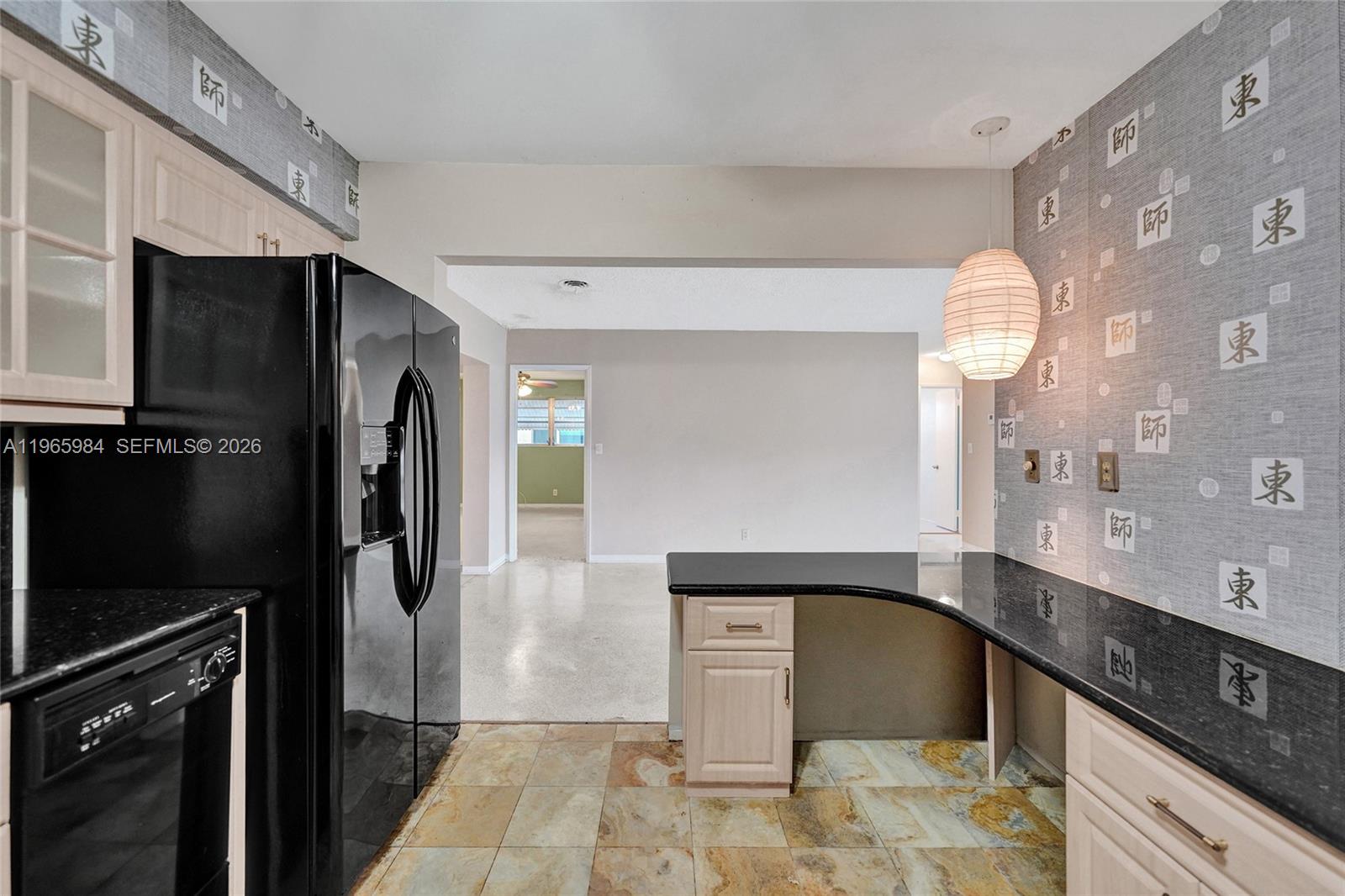 HOLLYWOOD HEIGHTS ADD SEC - Residential