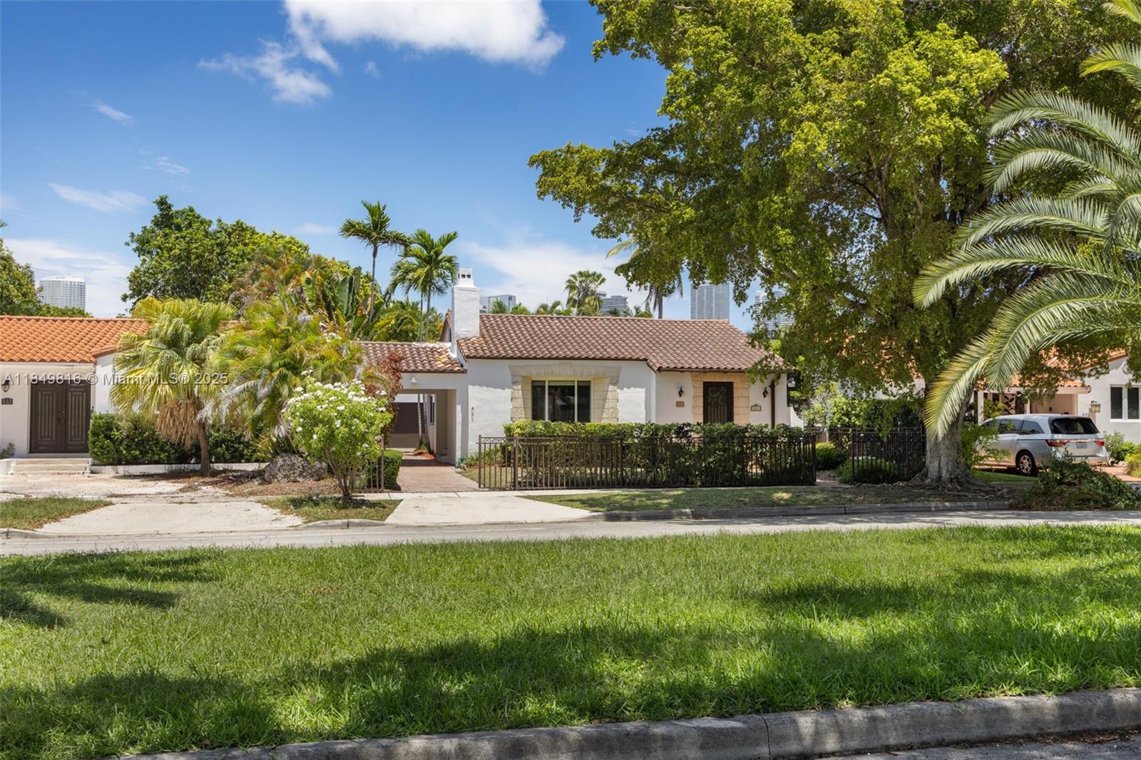 BRICKELL HAMMOCK UNIT NO - Residential