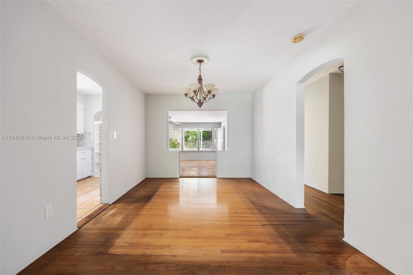 BRICKELL HAMMOCK UNIT NO - Residential