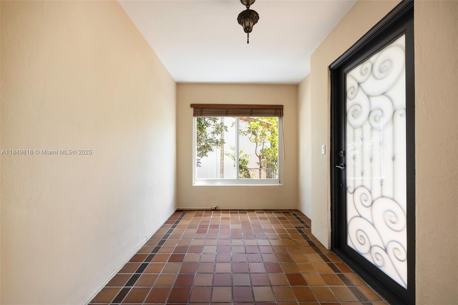 451 SW 25th Rd