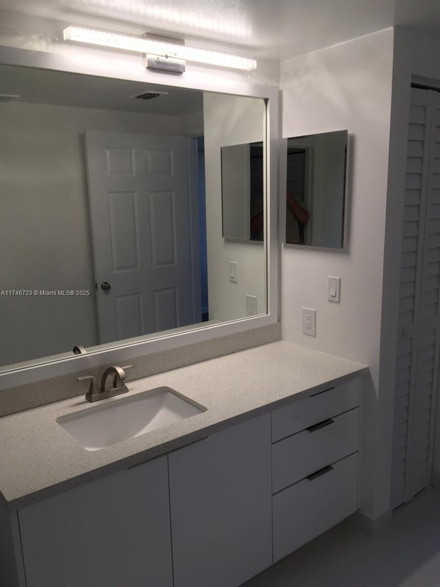 REGENT PARK CONDO - Residential