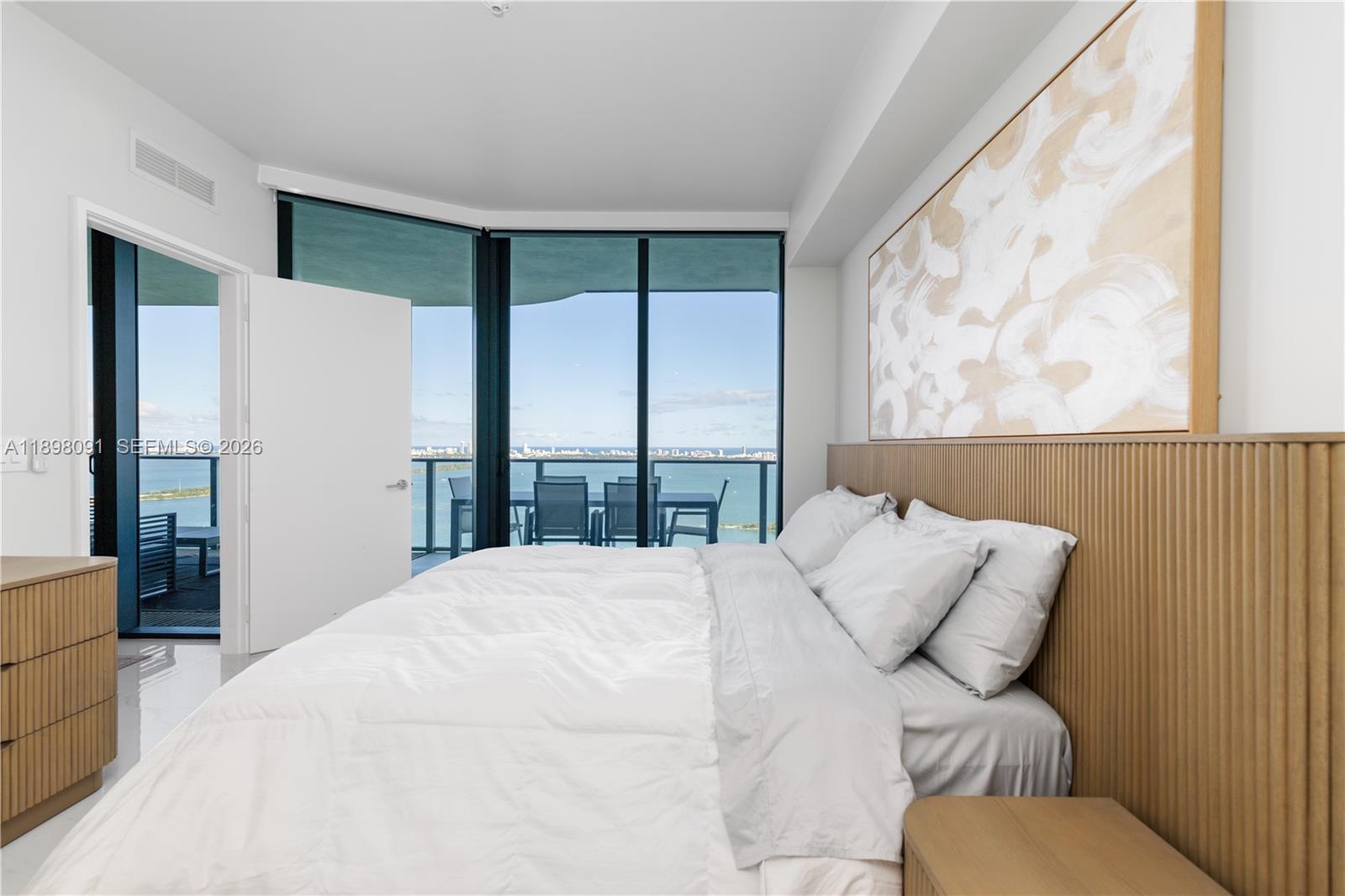 ARIA RESERVE - Residential