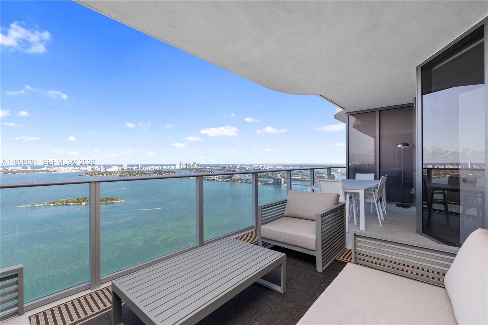 ARIA RESERVE - Residential