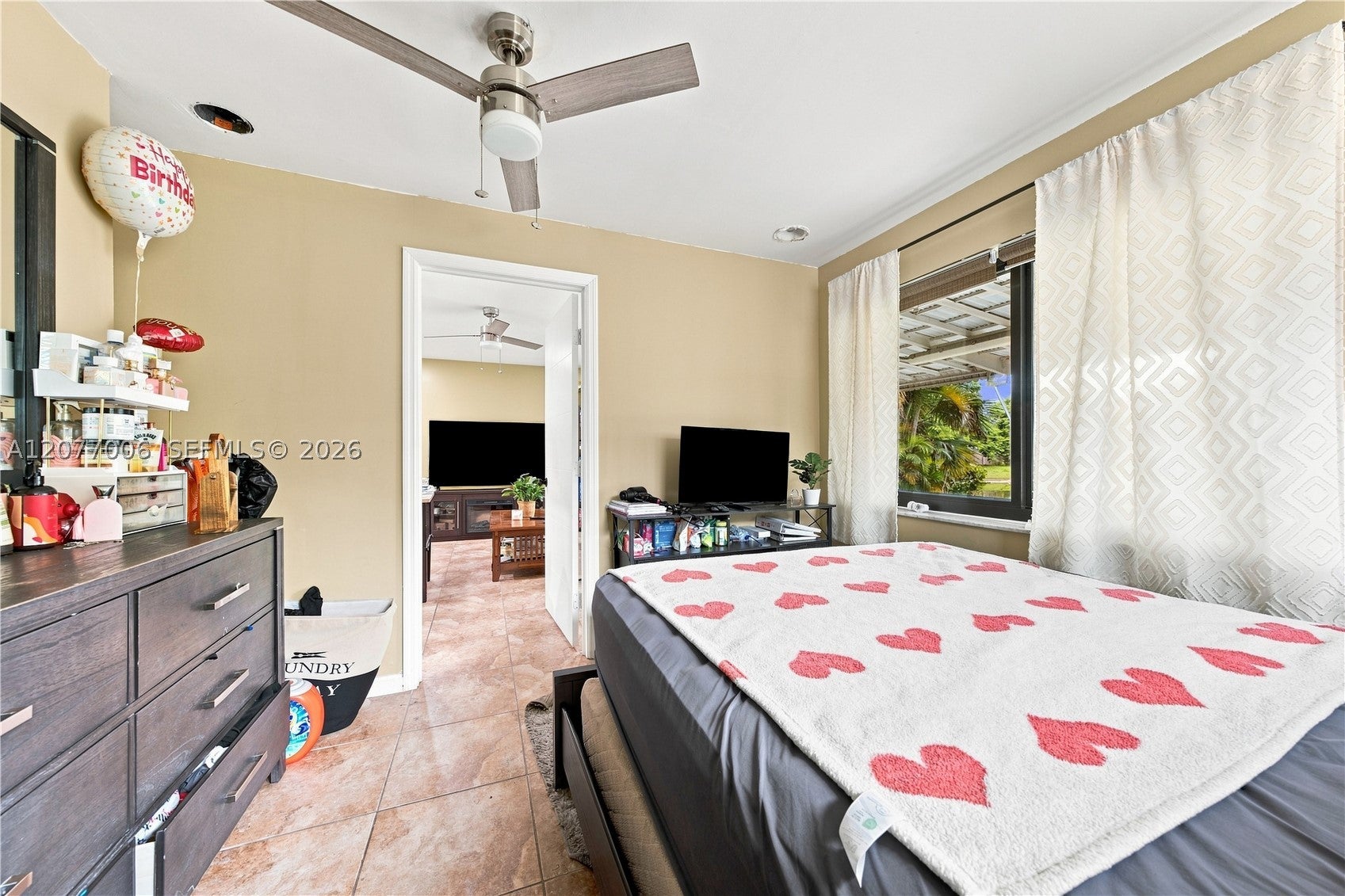 4401 NW 48th Ave