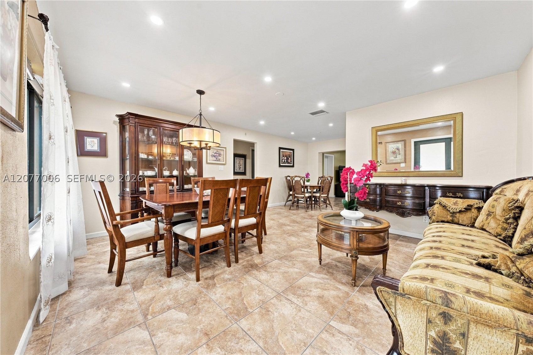 4401 NW 48th Ave
