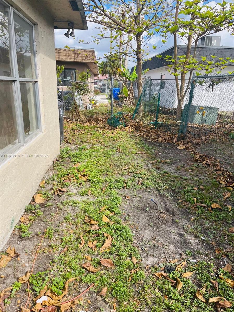 LAUDERDALE NORTH PARK SEC - Residential Lease