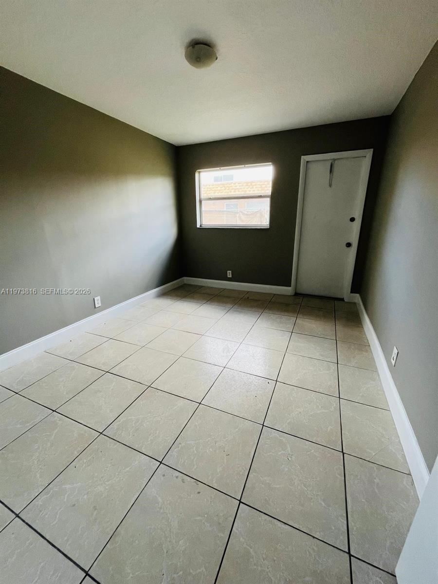 LAUDERDALE NORTH PARK SEC - Residential Lease
